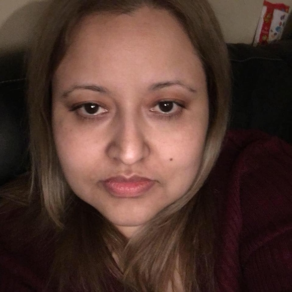 Meet your Posher, Teodora - Picture 1 of 1